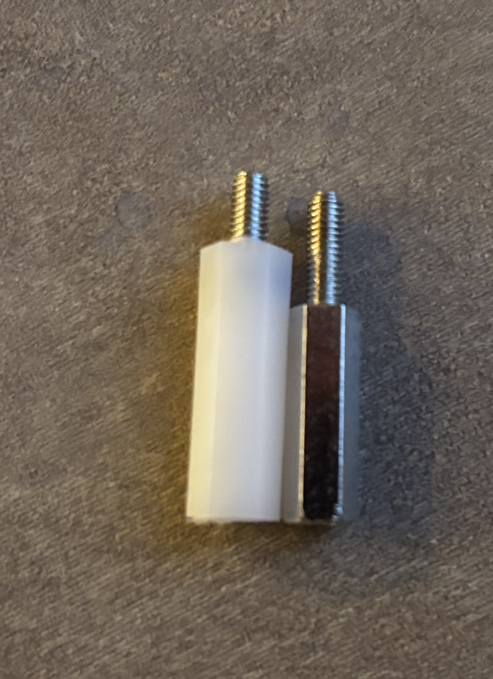 Comparison of metal and plastic case posts